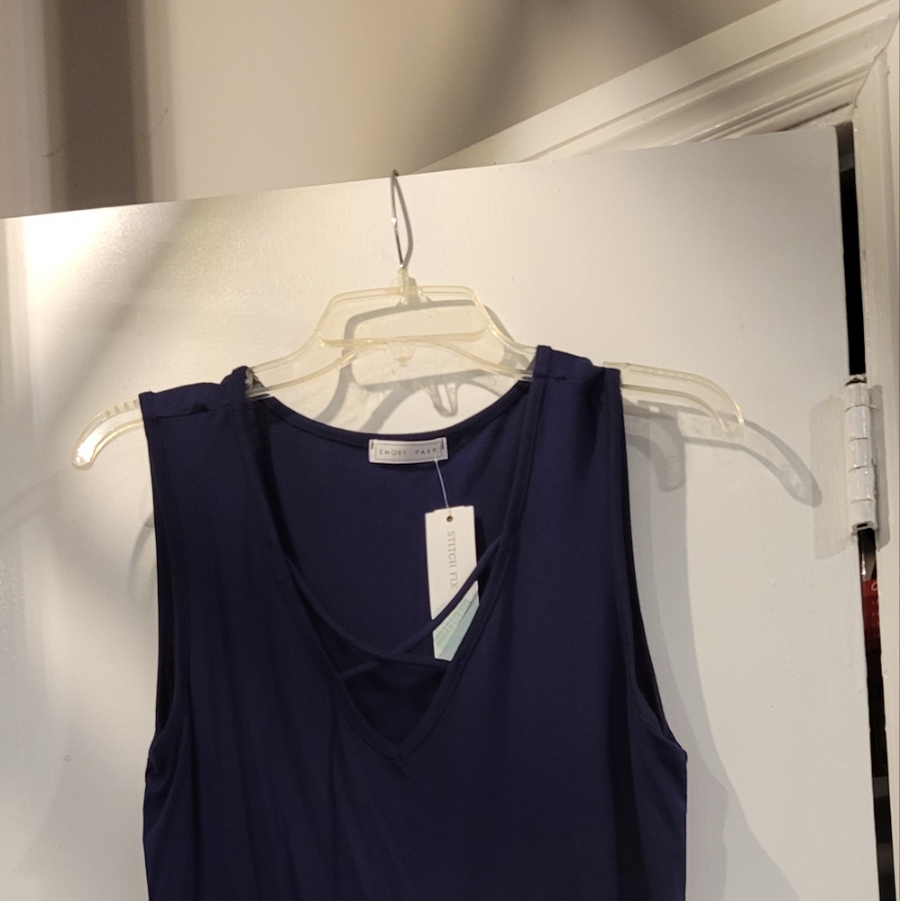 Tank top - Picture 2 of 4